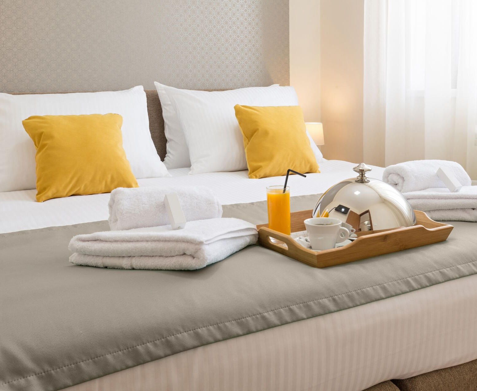 Comfortable Rooms & Affordable Rates Comfortable Rooms & Affordable Rates